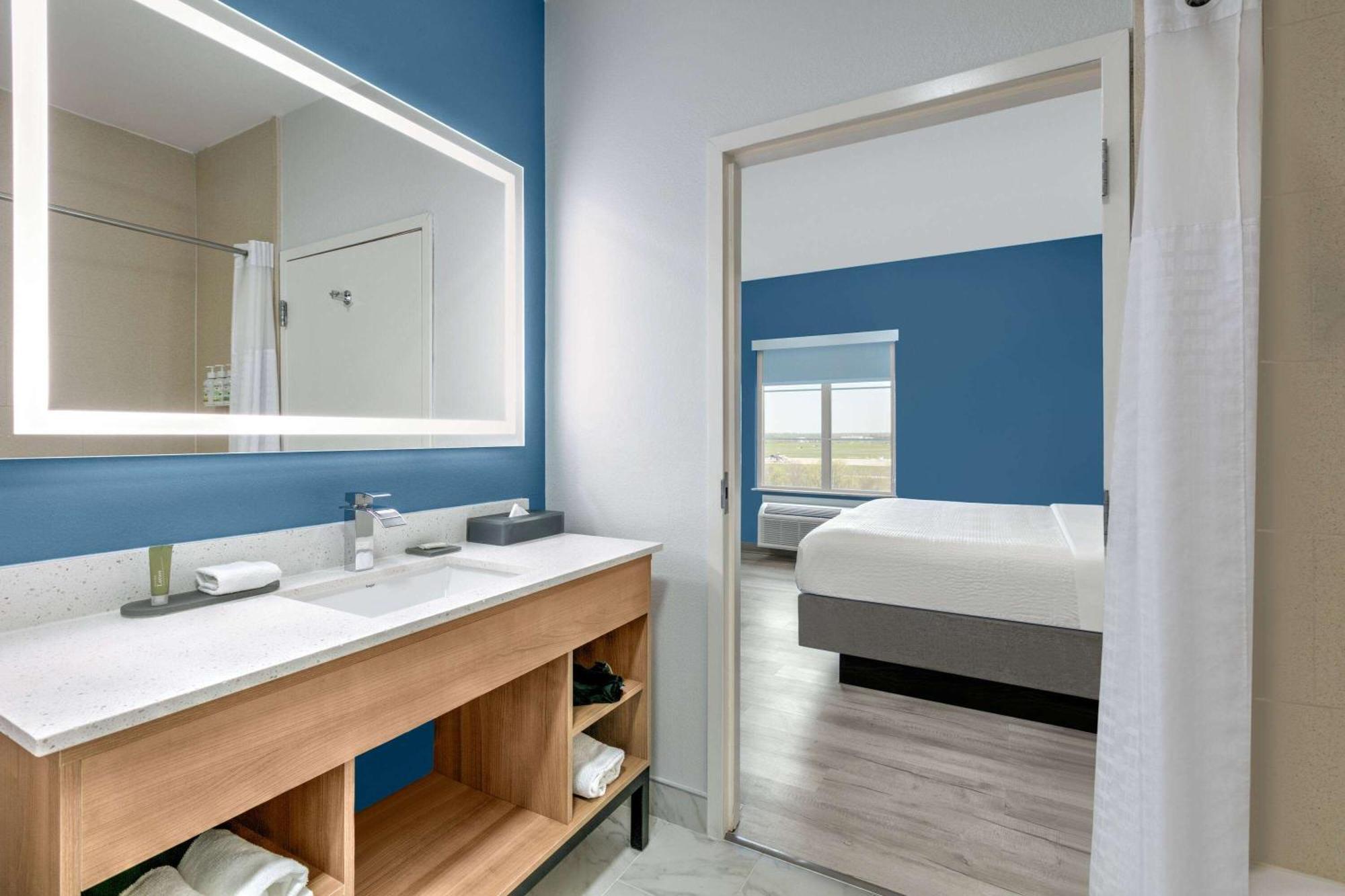La Quinta Inn & Suites By Wyndham Ft Worth-Burleson Luaran gambar