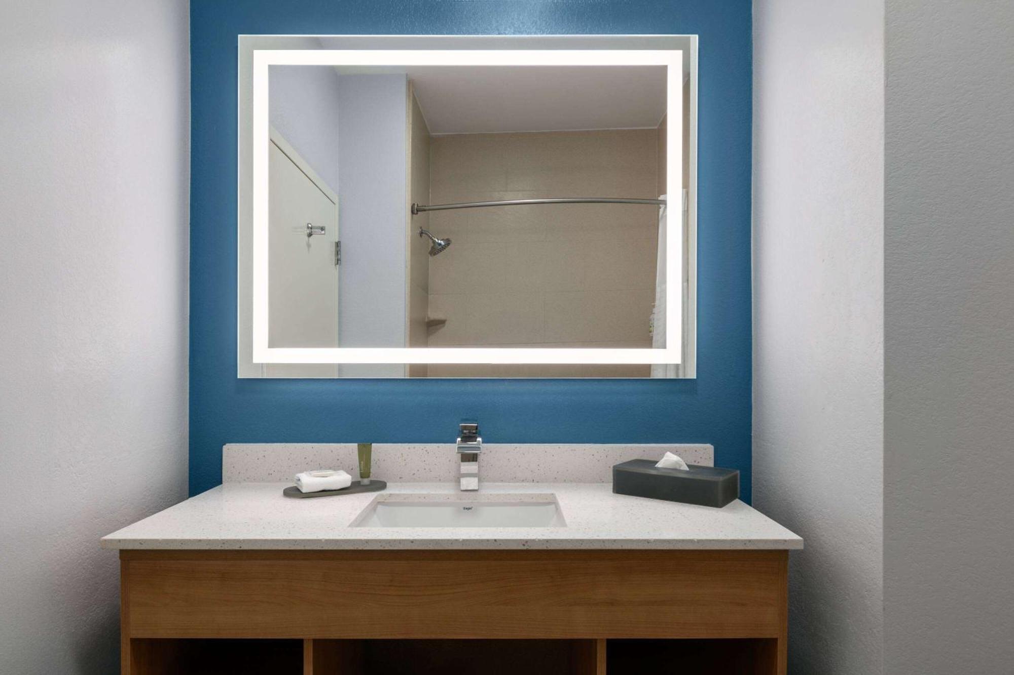 La Quinta Inn & Suites By Wyndham Ft Worth-Burleson Luaran gambar