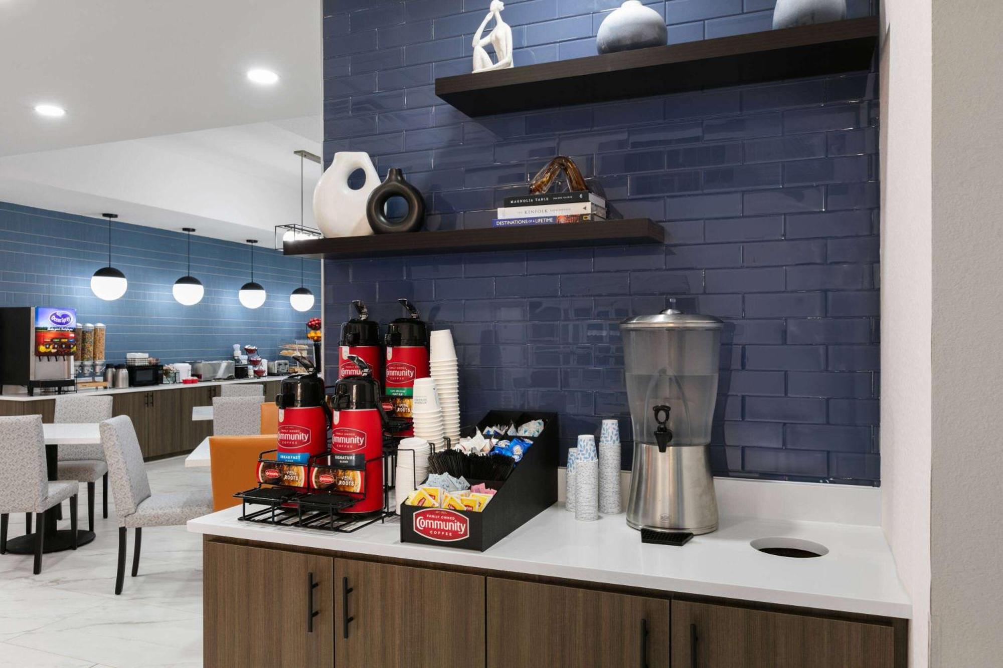 La Quinta Inn & Suites By Wyndham Ft Worth-Burleson Luaran gambar