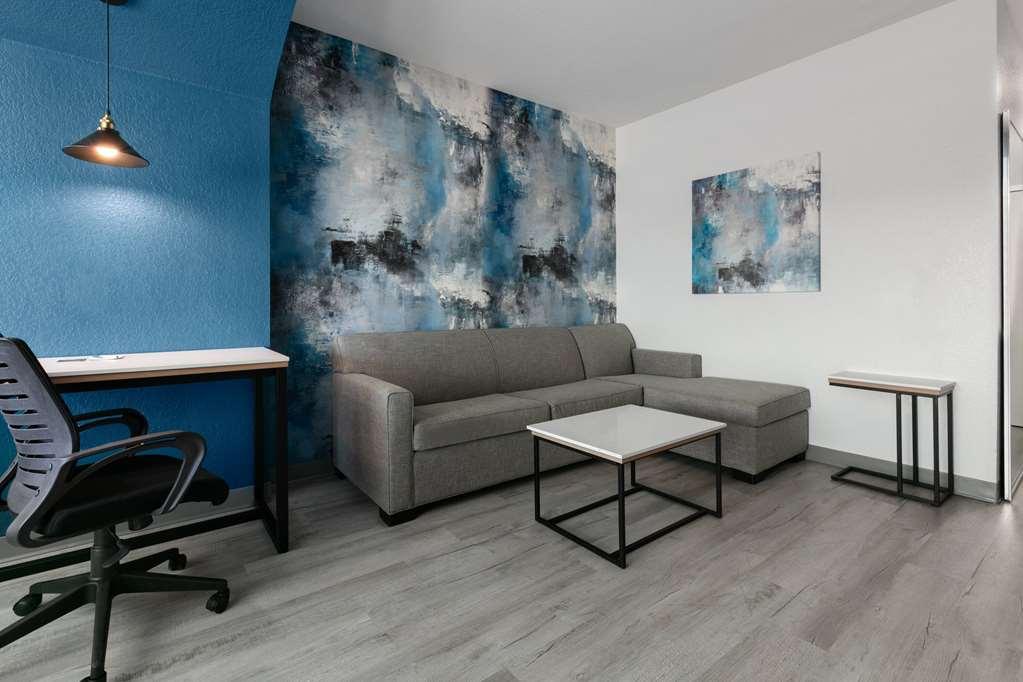 La Quinta Inn & Suites By Wyndham Ft Worth-Burleson Bilik gambar