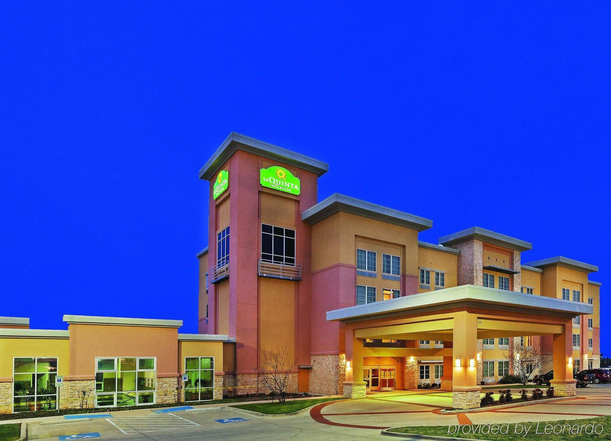 La Quinta Inn & Suites By Wyndham Ft Worth-Burleson Luaran gambar